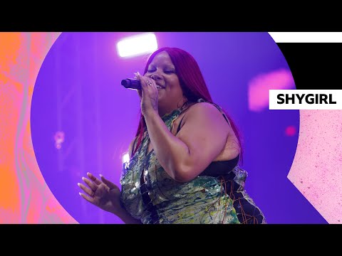 Shygirl - mr useless (Radio 1's Big Weekend 2024)