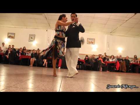 CHRISTIAN MARQUEZ Y VIRGINIA GOMEZ LOS TOTIS en La Baldosa "Sin Palabras" (Tango)