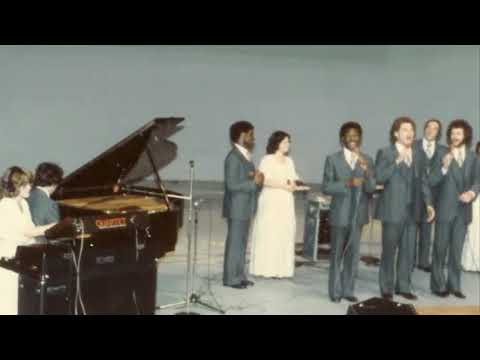 Harvest Celebration Trío: We have this moment today