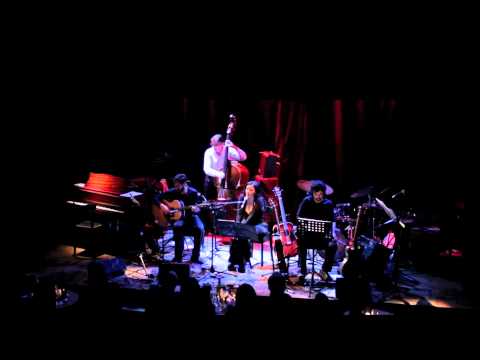 Roxana Amed - La nochera (Cabeza / Dávalos) live 2011