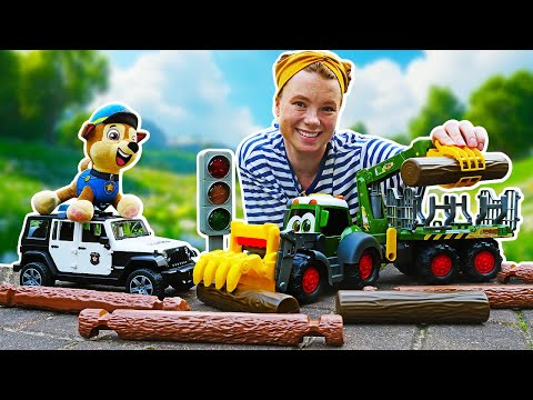 Spielzeug Video mit der Paw Patrol und Irene für Kinder. Wir wählen das passende Fahrzeug aus