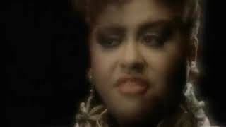 Phyllis Hyman - Living In Confusion( 1991)