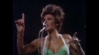 Video thumbnail of "Shirley Bassey "Goldfinger" - Live at Royal Albert Hall, 1974."