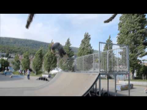 RIAWN Crew Presents : Malik Simon