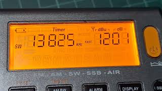 13825 kHz BBC World Service, UK, relay en Omán @2313 UTC 2026 08 25 