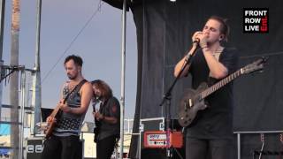 Heffron Drive Perform “Art of Moving On” in Venice Beach