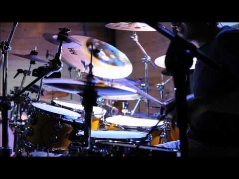 Doron Giat (Avishai Cohen) - Clinic 2013 - Variations on Pinzin Kinzin (Drums) דורון גיאת -  תופים
