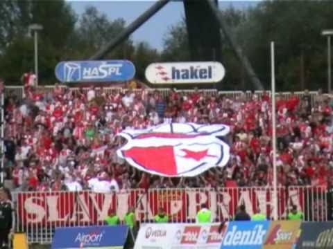 Výjezd podzimu do Hradce (FK Hradec - SLAVIA PRAHA)