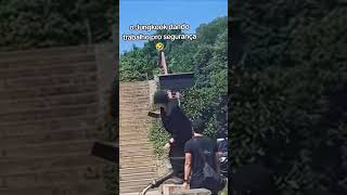 JUNGKOOK dando trabalho para seus SEGURANÇAS #bts #520 #jk