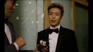 Download lagu 이현우 청룡영화상 귀여운 댄스 Lee Hyun Woo cute dance Blue Dragon Film Awards mp3