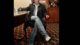 Dwight Yoakam and Vince Vaughn