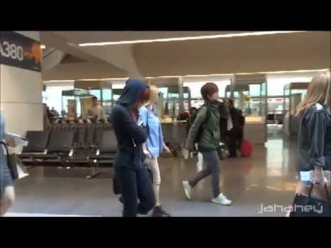 120522 SNSD & f(x)  - San Francisco Airport (SFO) [FANCAM]
