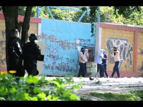 Protestan estudiantes del liceo Miranda