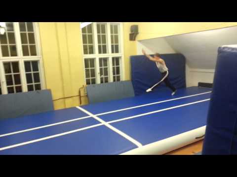 AirTrack - Flick Flack Salto