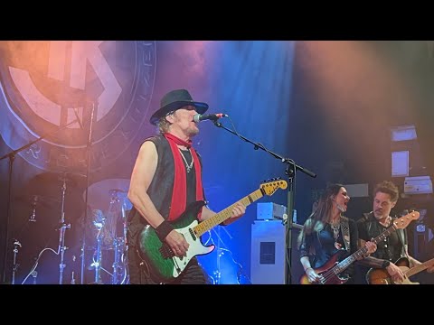 Smith / Kotzen featuring Nicko McBrain - Wasted Years - Live in London