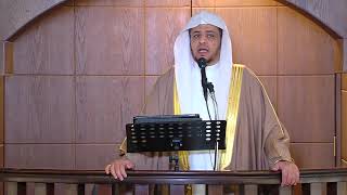 صورة النهي عن تخطي الصفوف أثناء خطبة الجمعة