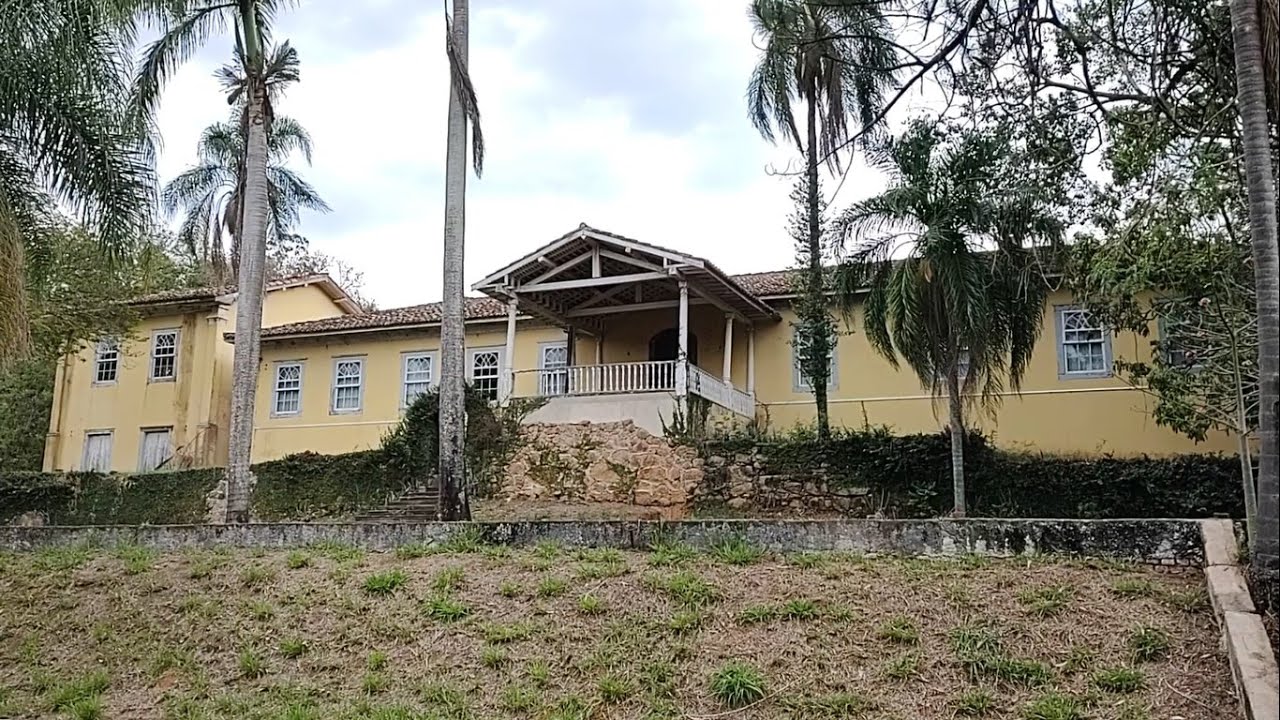 LINDO CASARÃO DE NOVELA ABANDONADO, ATÉ COISAS PROIBIDAS FORAM FEITAS AQUI
