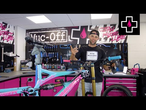Muc-Off MTB No Puncture Tubeless Sealant img video