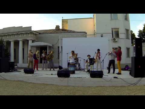 Bubamara Brass Band - Black Cat / White Cat