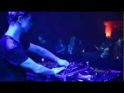 klubb:KlikkiVinkel feat. Nils Noa