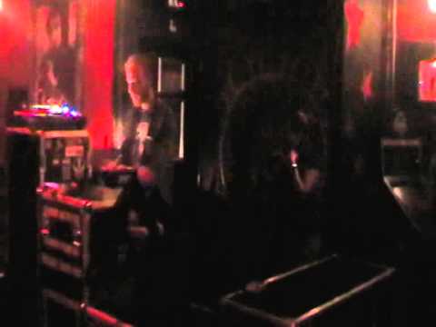 Original Dub Radix & Out of Many soundsystem ft. NISH WADADA (De Beuk13 sept 2014)