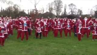 preview picture of video 'Aspire Running Events - Santa Dash'