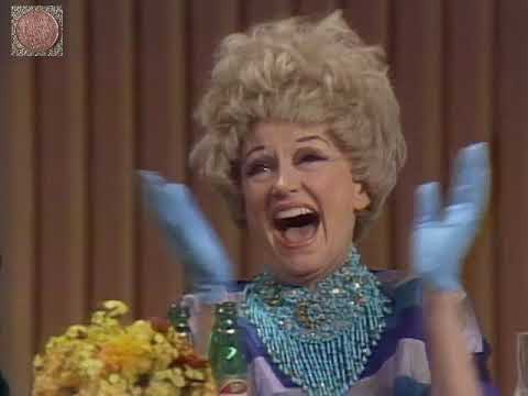 DEAN MARTIN ROAST - REDBUTTONS