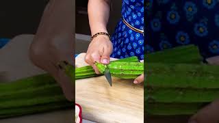 Download lagu How to cut Turai ? Remove skin before chopping | Meghna’s Food Magic in Tamil | #shorts #ytshorts mp3 Download lagu How to cut Turai ? Remove skin before chopping | Meghna’s Food Magic in Tamil | #shorts #ytshorts mp3