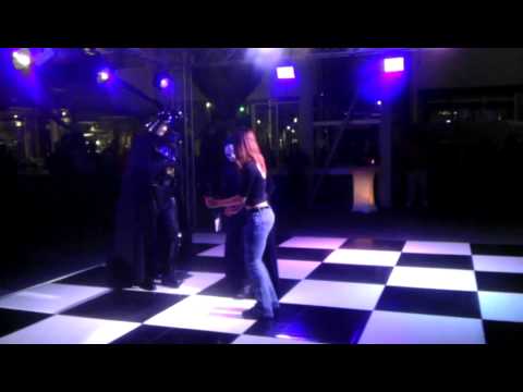 Darth Vader dances to Prince