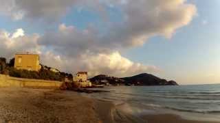 preview picture of video 'TIMELAPS: закат у моря в городке Saint Cyr sur Mer, 13.05.2012'
