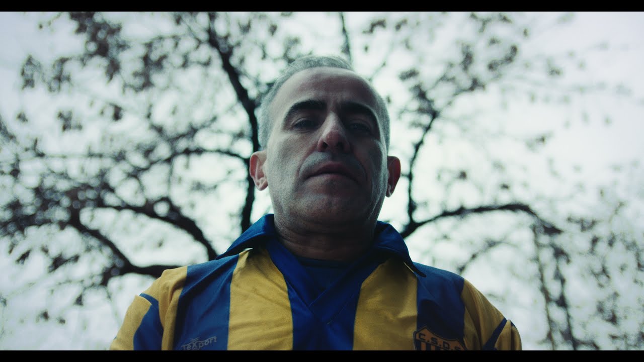 Con toda la impronta del Negro Pablo de Okupas -El mató a un policía motorizado - La otra ciudad - 