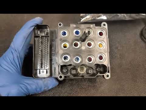 Wrangler JK ABS Module Replacement