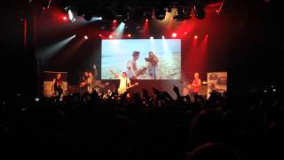 The Janoskians - That's What She Said (Live at Amsterdam 09