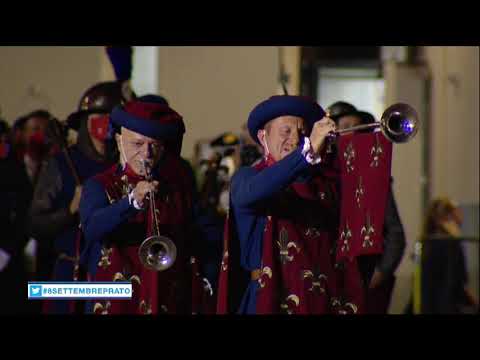 8settembre 2020, arrivo dei figuranti nella piazza Duomo senza pubblico