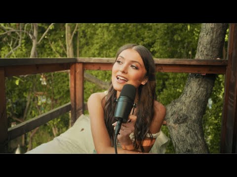 Elle Winter - Never Even Met Her (Acoustic)