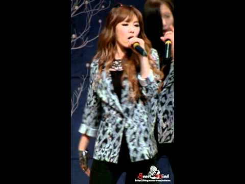 [Cam] 101202 T-ara Qri - I Go Crazy Because of You @ Gangnam Severance Hospital [12]