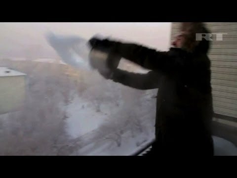 Von Heiß auf Eis in Sekunden - Physikspaß in sibirischer Kälte
