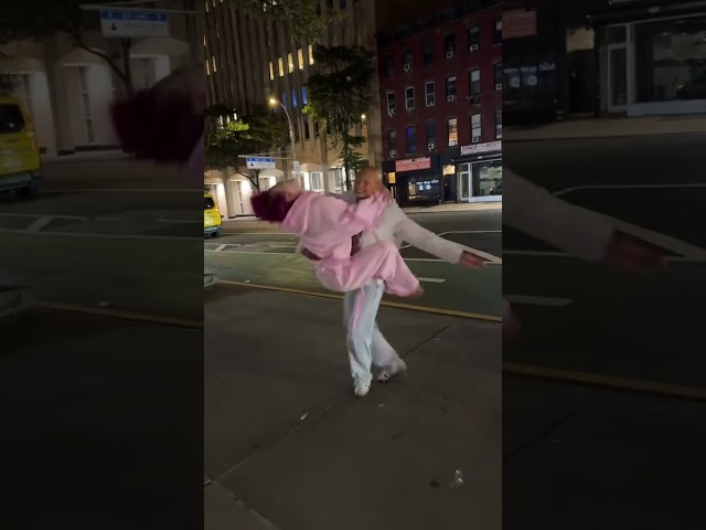 Vídeo relacionado con The Glowhouse 10 x glowhouse de premium glow glasses (mezclada)