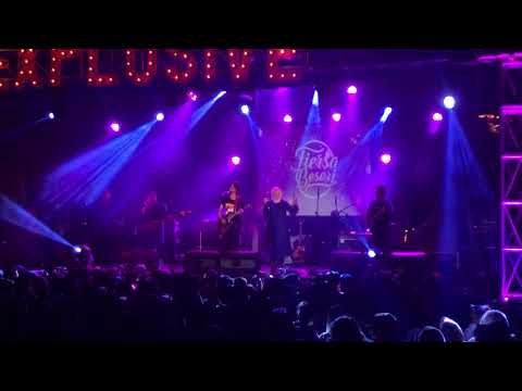Fiersa Besari - Waktu Yang Salah (feat. Thantri) LIVE at Explosive 3.0