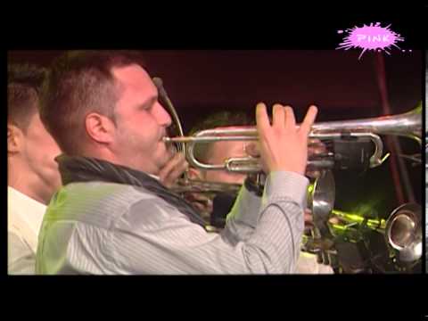 DEJAN PETROVIC BIG BAND - Splet pesama i kola (Sava Centar 2011) - (Live)
