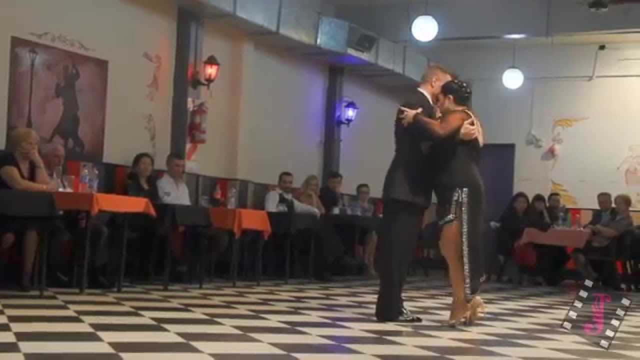 EFFIE & KONSTANTINOS CHALNTOUPIS en el Sin Rumbo 01