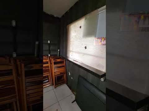 Loja em container na Oliveira Paiva (LJ 10)