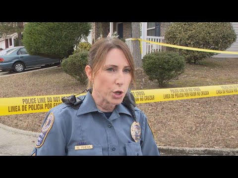 Armed woman barricaded in home with 4 children | Gwinnett Police press conference