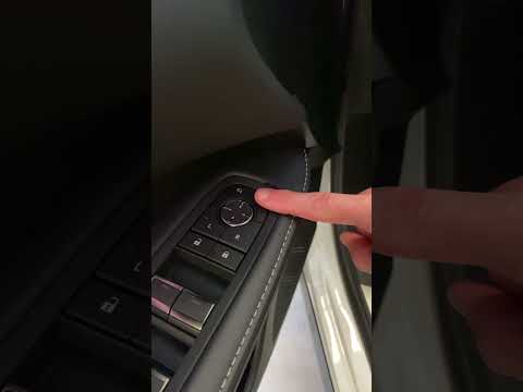 Lexus Technology Quick Tips: Auto-Folding Mirrors