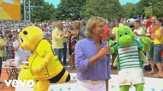 Hansi Hinterseer - Hey Baby tanz mit mir (ZDF-Fernsehgarten 04.08.2013) (VOD)