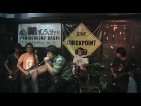 Oh Man! Oh God! - A Temporary Corpse