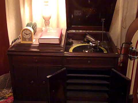 ROGER WOLFE KAHN - HOT-HOT-HOTTENTOT - ROARING 20'S VICTROLA 215