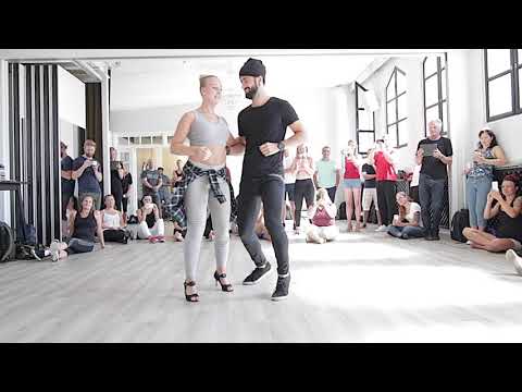 🕺🏻Ronie & Mickaela 💃🏼🎹 KIZOMBA FUSION - MUSICALITY is KEY 🗝️
