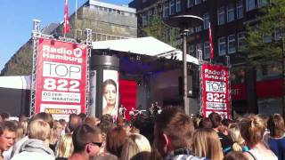 Lotto King Karl - Fliegen Live @ Radio HH Top822 2011-04-25