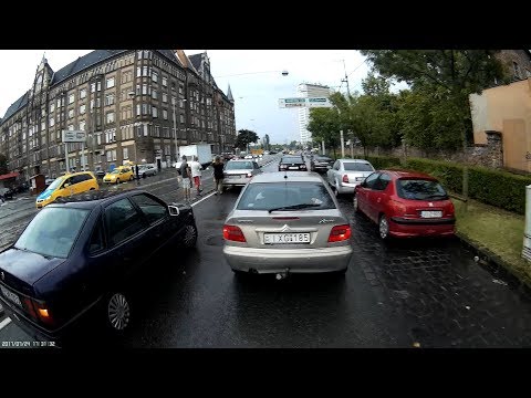 Koccanás után - Collision aftermath